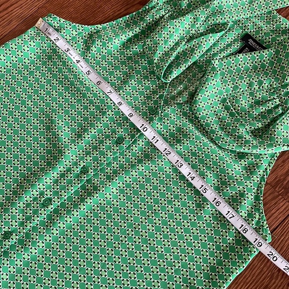 Jones & Co NW women’s button up tie neck blouse sleeveless geometric green Small - Picture 9 of 14